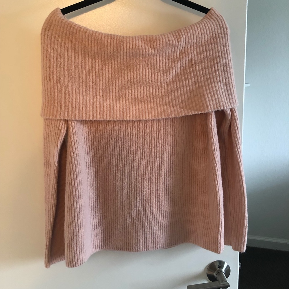 Forever 21 off the shoulder light pink sweater
